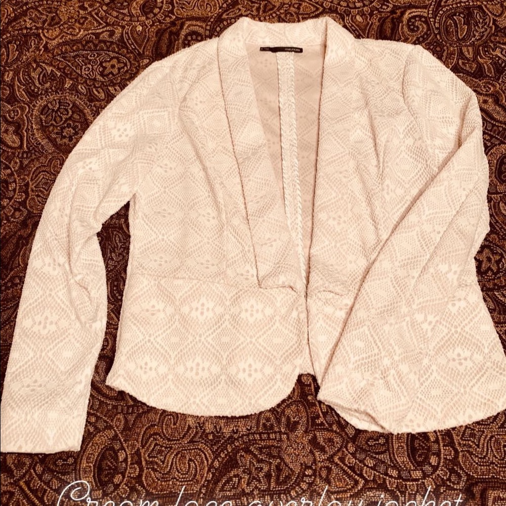 Cream lace overlay Blazer
